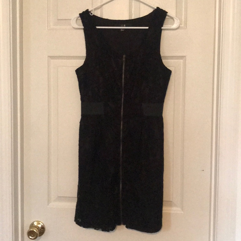 Black lace Forever 21 dress with front zipper